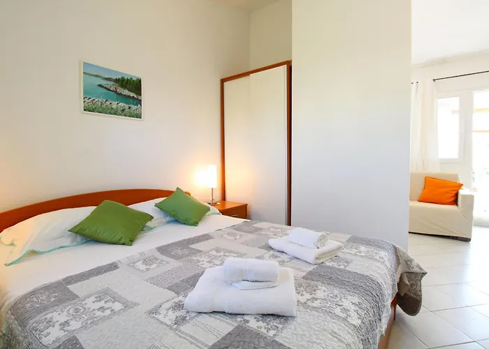 Apartments Munida 734