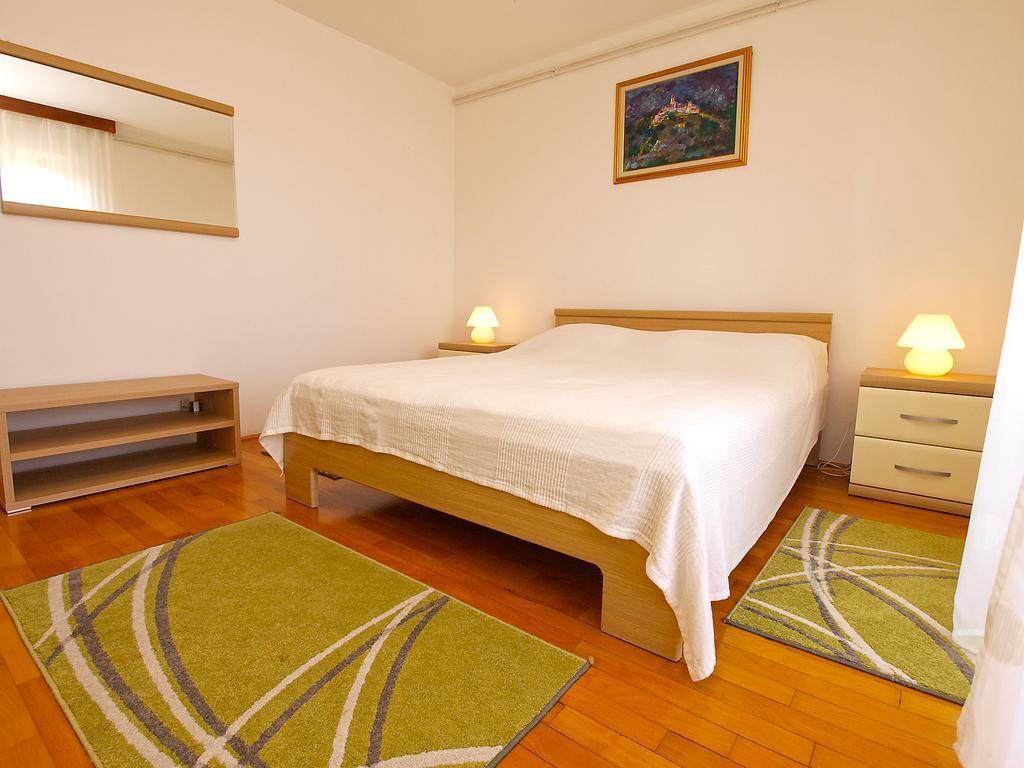 Munida 734 Apartament